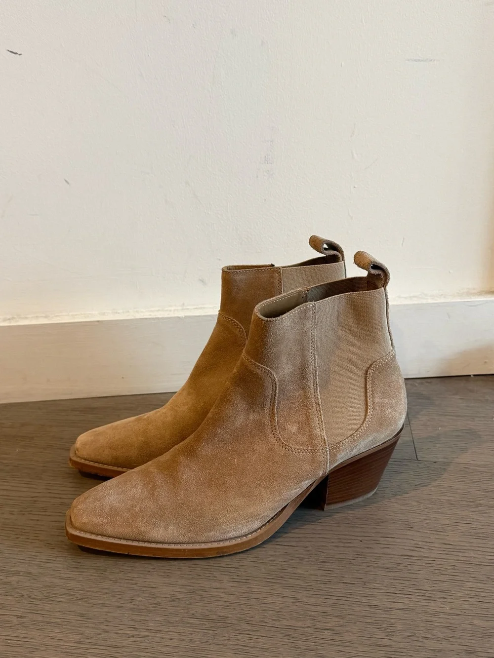 Everlane Tan Suede Ankle Boots - Picture 1 of 3